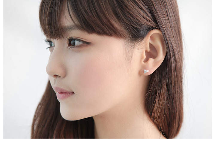 A Dreaming Day Earring