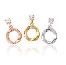 Mini Twist Around Earring