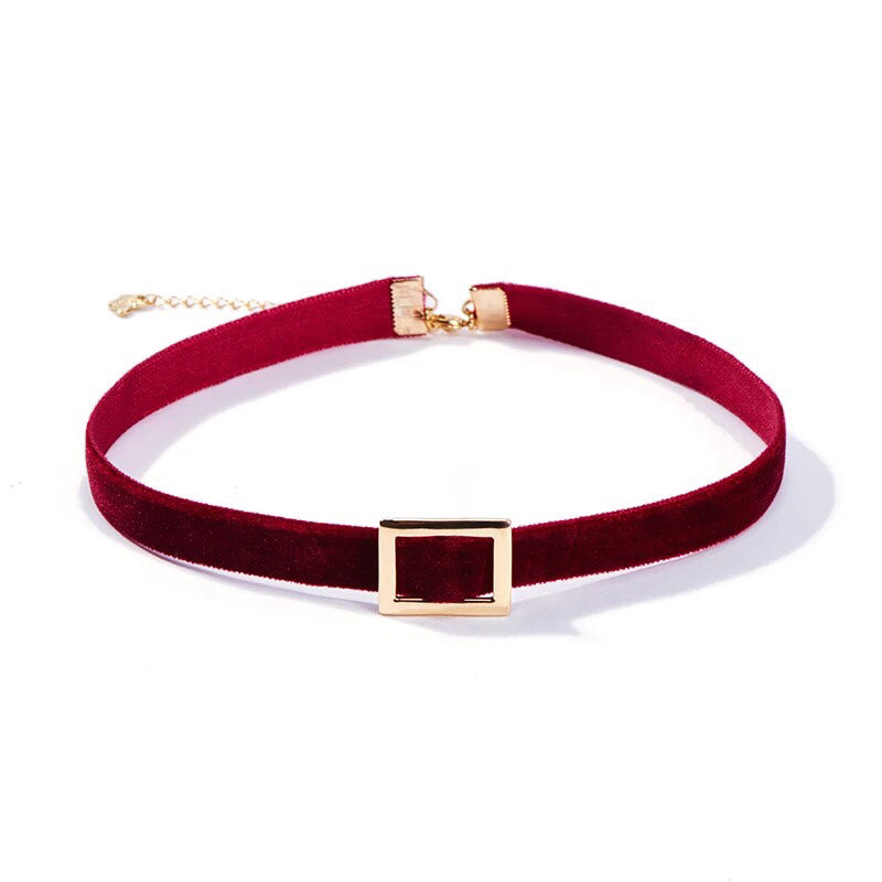 Red Wine Chocker