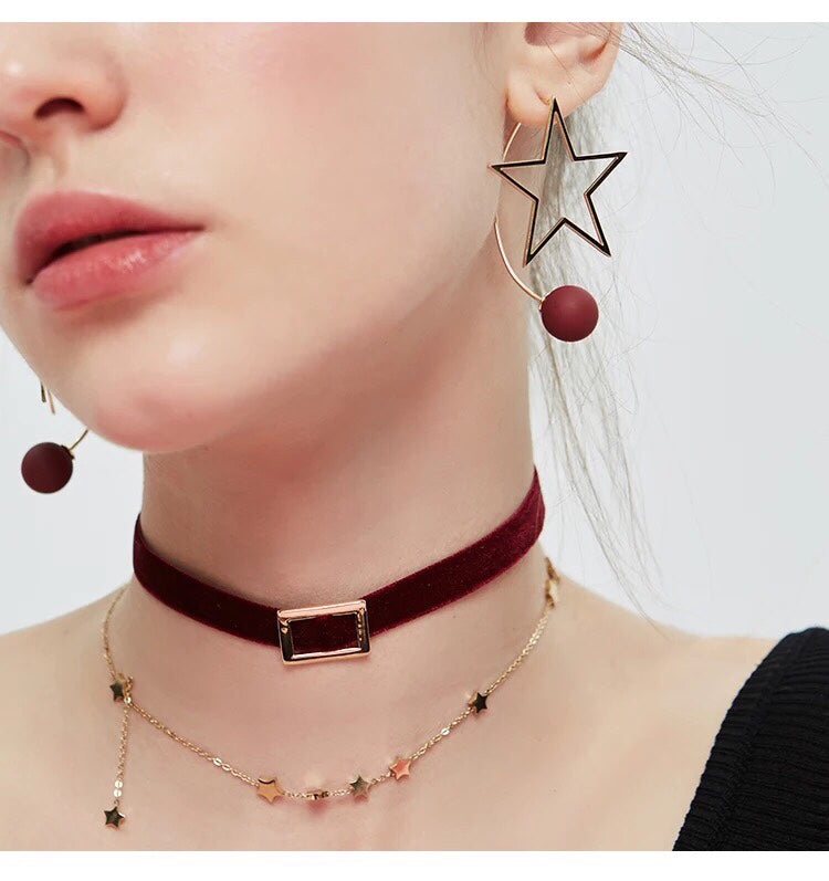 Red Wine Chocker