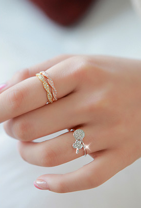 Love Swing Ring