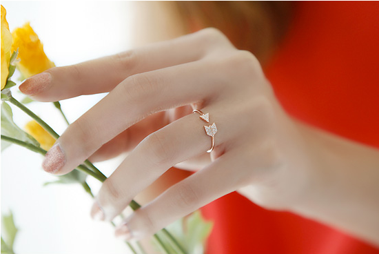 The Arrow of Love Ring