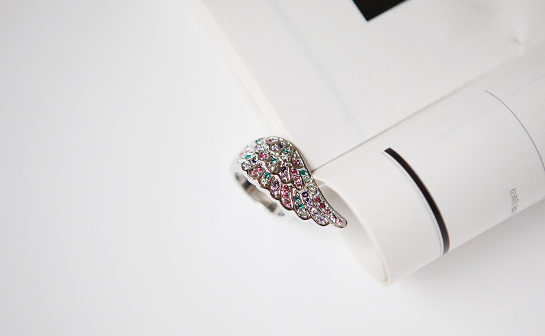 Wonderful Wing Ring